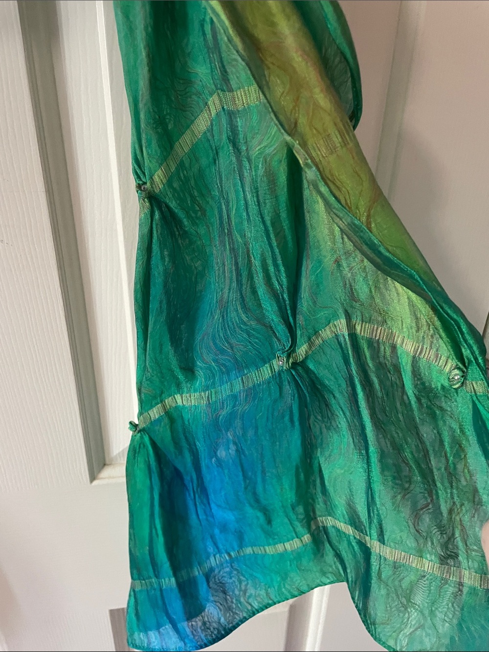 VTG HANDMADE SILK SCARF - Picture 5 of 13